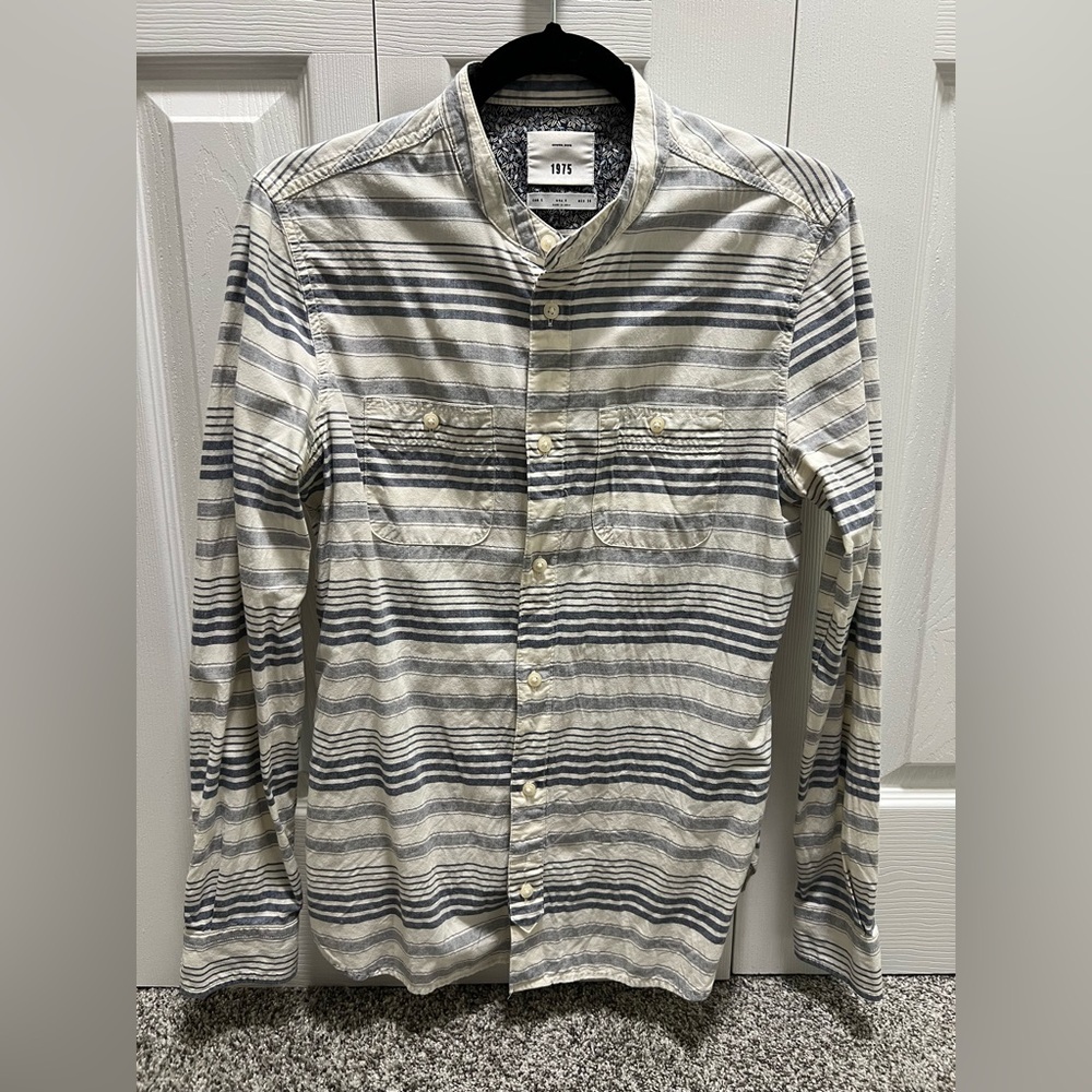 Mango Men’s Button Down Shirt